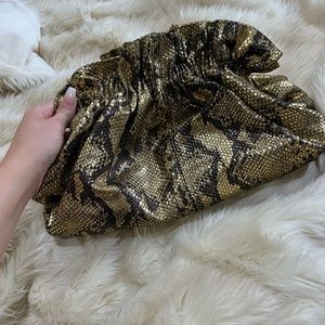 Loretta Snakeskin-effect Clutch Bag In Gold